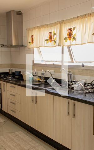 Apartamento à venda com 100m², 3 quartos e 1 vagaCozinha - Armários