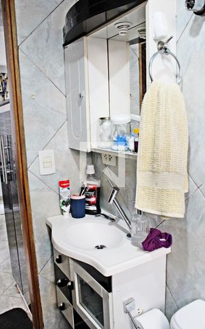 Apartamento à venda com 44m², 2 quartos e sem vagaBanheiro