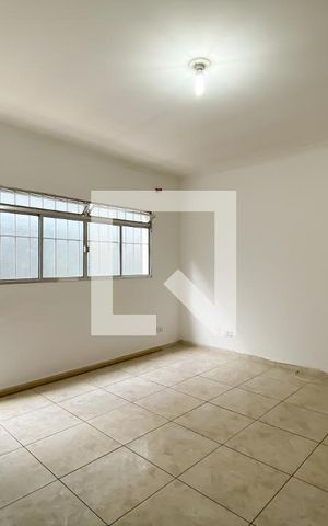 Casa à venda com 125m², 3 quartos e 1 vaga Casa à venda com 125m², 3 quartos e 1 vagaSala