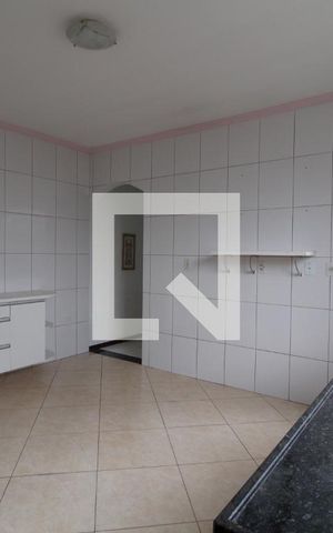 Casa para alugar com 240m², 3 quartos e 2 vagasCozinha