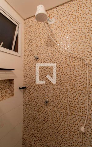 Apartamento para alugar com 45m², 2 quartos e sem vaga Apartamento para alugar com 45m², 2 quartos e sem vagaBanheiro