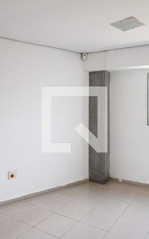 Casa para alugar com 48m², 1 quarto e sem vaga Casa para alugar com 48m², 1 quarto e sem vagaQuarto