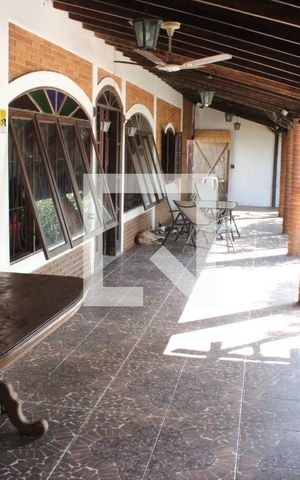 Casa para alugar com 350m², 6 quartos e NaN vagasVaranda 