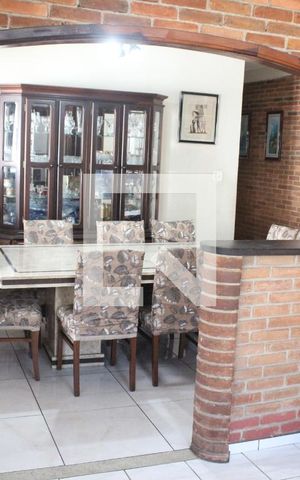 Casa para alugar com 350m², 6 quartos e NaN vagasCozinha
