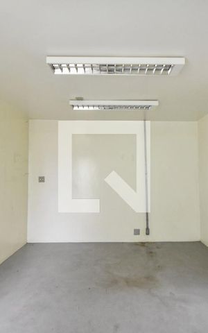 Casa à venda com 276m², 5 quartos e 5 vagasQuarto 04