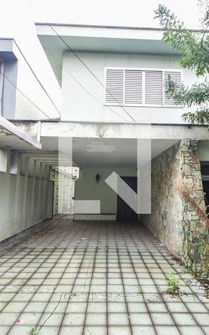 Casa à venda com 276m², 5 quartos e 5 vagasGaragem