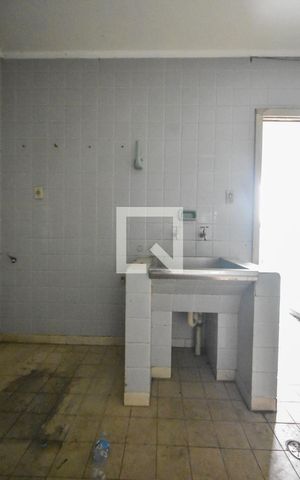 Casa à venda com 276m², 5 quartos e 5 vagasLavanderia