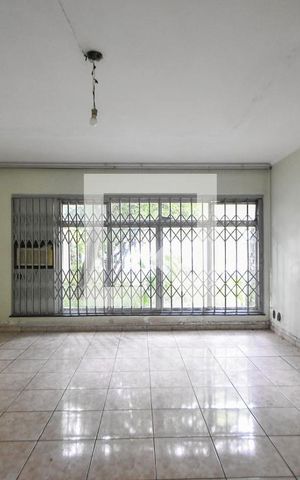 Casa à venda com 276m², 5 quartos e 5 vagasSala Principal