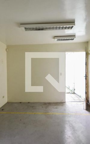 Casa à venda com 276m², 5 quartos e 5 vagasQuarto 04