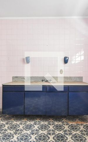 Casa à venda com 276m², 5 quartos e 5 vagasBanheiro Suíte 01
