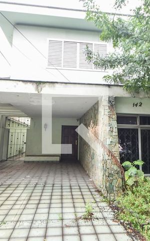 Casa à venda com 276m², 5 quartos e 5 vagasGaragem