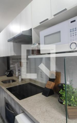 Apartamento à venda com 60m², 2 quartos e 1 vagaCozinha