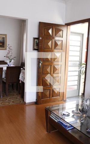 Casa à venda com 278m², 3 quartos e 4 vagasSala