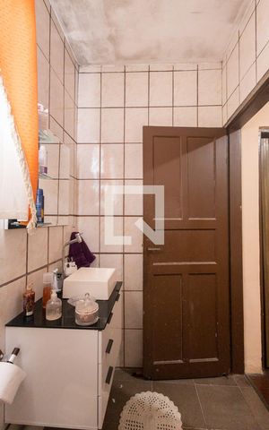 Casa à venda com 260m², 2 quartos e 8 vagasBanheiro