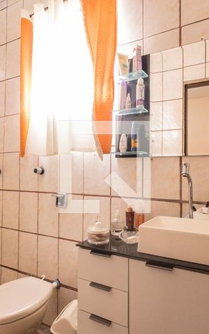Casa à venda com 260m², 2 quartos e 8 vagasBanheiro