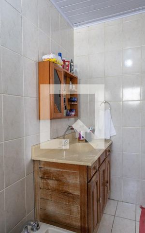 Casa à venda com 121m², 3 quartos e 2 vagas Casa à venda com 121m², 3 quartos e 2 vagasBanheiro Suite