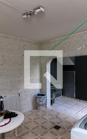 Casa para alugar com 250m², 3 quartos e 6 vagas Casa para alugar com 250m², 3 quartos e 6 vagasÁrea de Serviço