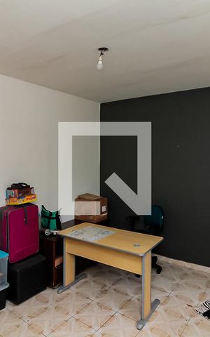 Casa para alugar com 250m², 3 quartos e 6 vagas Casa para alugar com 250m², 3 quartos e 6 vagasQuarto de Serviço