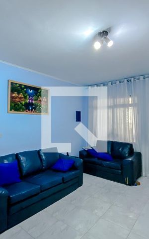 Casa à venda com 70m², 2 quartos e 1 vagaSala
