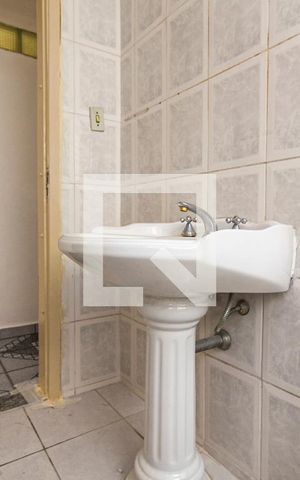 Apartamento à venda com 166m², 3 quartos e sem vaga Apartamento à venda com 166m², 3 quartos e sem vagaBanheiro Corredor 2