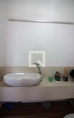 Apartamento à venda com 103m², 2 quartos e 2 vagasLavabo