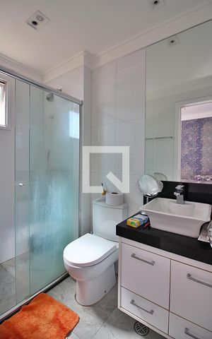 Apartamento à venda com 103m², 2 quartos e 2 vagasBanheiro do Quarto 2 - Suíte
