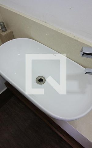 Apartamento à venda com 103m², 2 quartos e 2 vagasLavabo