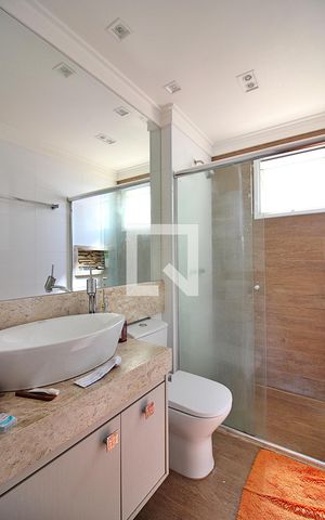 Apartamento à venda com 103m², 2 quartos e 2 vagasBanheiro do Quarto 1 - Suíte