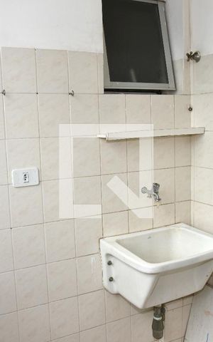 Apartamento para alugar com 78m², 3 quartos e 1 vagaÁrea de Serviço