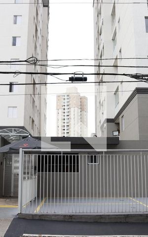 Apartamento para alugar com 64m², 3 quartos e 1 vagaFachada e portaria