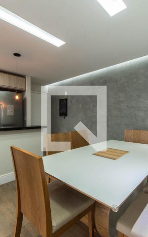 Apartamento à venda com 70m², 2 quartos e 1 vagaSala