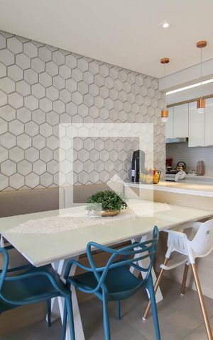 Apartamento para alugar com 72m², 2 quartos e 1 vaga Apartamento para alugar com 72m², 2 quartos e 1 vagaSala