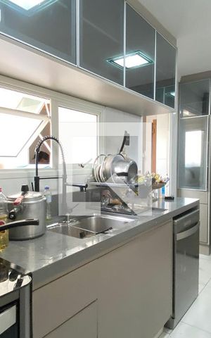 Apartamento à venda com 125m², 2 quartos e 2 vagasCozinha
