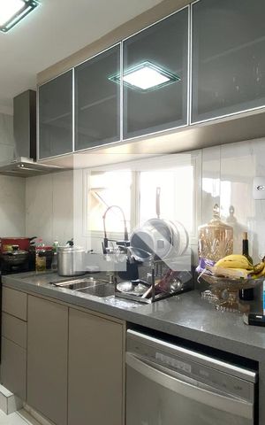 Apartamento à venda com 125m², 2 quartos e 2 vagasCozinha