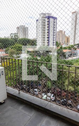 Apartamento para alugar com 60m², 2 quartos e 1 vagaVaranda