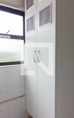 Apartamento para alugar com 60m², 2 quartos e 1 vagaÁrea de Serviço