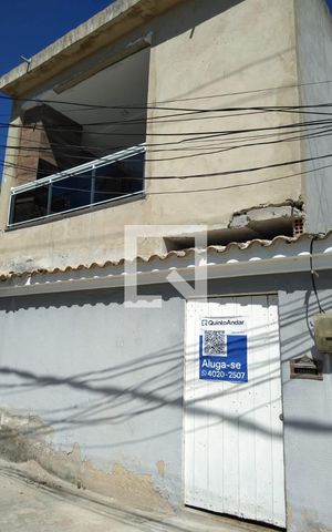 Casa para alugar com 100m², 2 quartos e sem vaga Casa para alugar com 100m², 2 quartos e sem vagaFachada