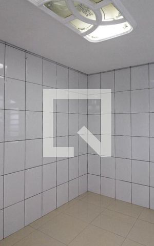 Casa para alugar com 70m², 1 quarto e sem vaga Casa para alugar com 70m², 1 quarto e sem vagaSala