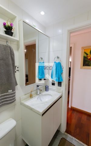 Apartamento à venda com 77m², 3 quartos e 2 vagasBanheiro