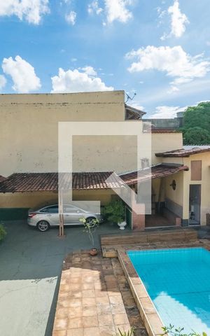 Casa à venda com 232m², 3 quartos e 5 vagas Casa à venda com 232m², 3 quartos e 5 vagasVaranda da Suíte