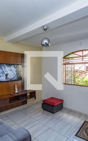 Casa à venda com 232m², 3 quartos e 5 vagas Casa à venda com 232m², 3 quartos e 5 vagasSala 2