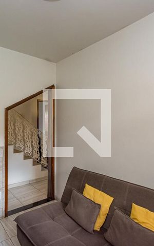 Casa à venda com 232m², 3 quartos e 5 vagas Casa à venda com 232m², 3 quartos e 5 vagasEscritório