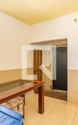Casa à venda com 232m², 3 quartos e 5 vagas Casa à venda com 232m², 3 quartos e 5 vagasimovel anexo