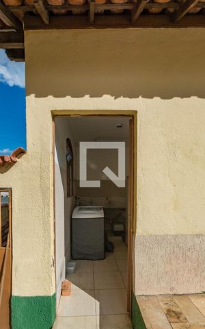 Casa à venda com 232m², 3 quartos e 5 vagas Casa à venda com 232m², 3 quartos e 5 vagasÁrea de Serviço