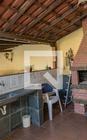 Casa à venda com 232m², 3 quartos e 5 vagas