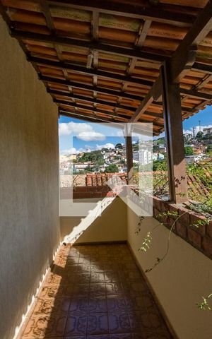 Casa à venda com 232m², 3 quartos e 5 vagas Casa à venda com 232m², 3 quartos e 5 vagasVaranda da Suíte