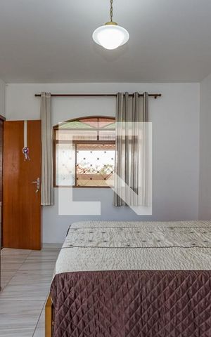 Casa à venda com 232m², 3 quartos e 5 vagas Casa à venda com 232m², 3 quartos e 5 vagasSuíte
