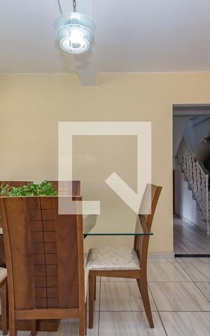 Casa à venda com 232m², 3 quartos e 5 vagas Casa à venda com 232m², 3 quartos e 5 vagasSala 3