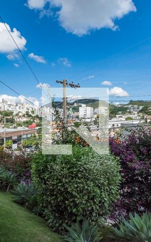 Casa à venda com 232m², 3 quartos e 5 vagas Casa à venda com 232m², 3 quartos e 5 vagasJardim - Entrada