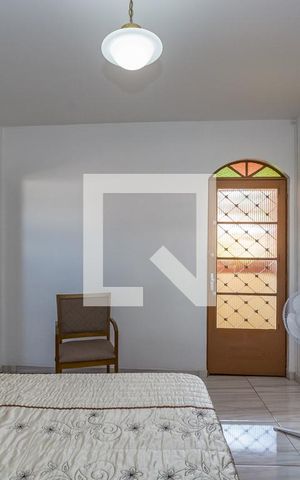 Casa à venda com 232m², 3 quartos e 5 vagas Casa à venda com 232m², 3 quartos e 5 vagasSuíte
